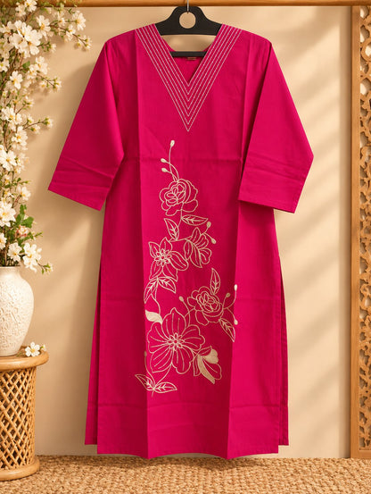 Gulabi Rani Pink Floral Embroidered Suit Set by Theaoura